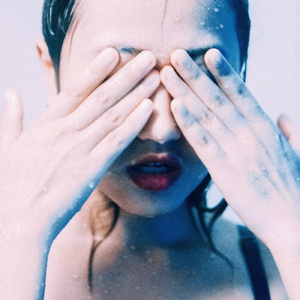 三个人猛躁我一晚上Np
